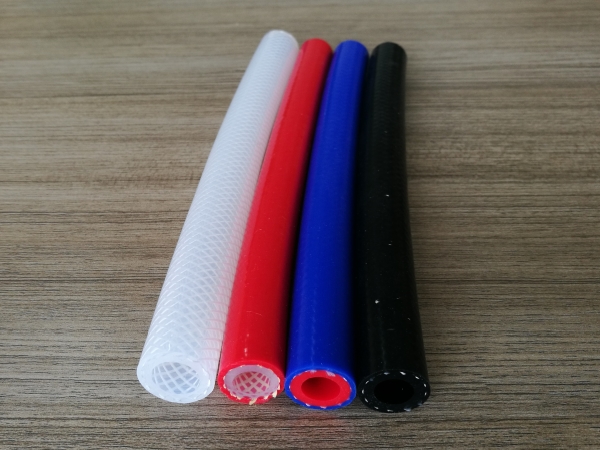 tube en silicone tressé